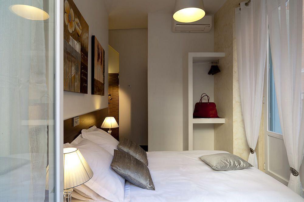 Thc Latina Hostel Madrid Eksteriør bilde