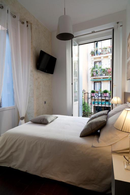 Thc Latina Hostel Madrid Eksteriør bilde